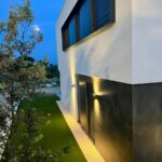 casa teia lateral noche